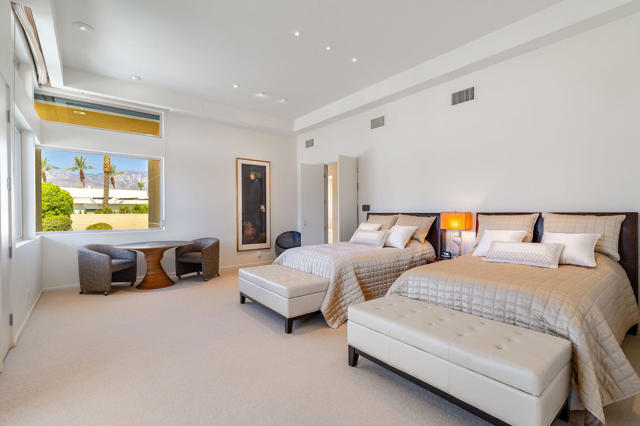 16 Judd Terrace, Rancho Mirage CA: https://media.crmls.org/mediaz/458d3530-adc4-4e1b-b4b1-41e294fbd905.jpg