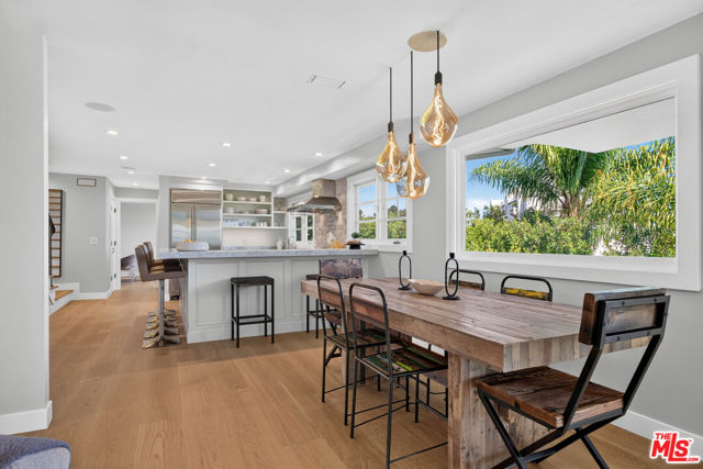 4 Bed Home for Sale in Los Angeles, California