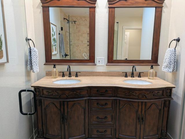 8442 Chenin Blanc Lane, San Jose CA: https://media.crmls.org/mediaz/458e0a95-3b3e-434f-ada3-8922a16d0a04.jpg