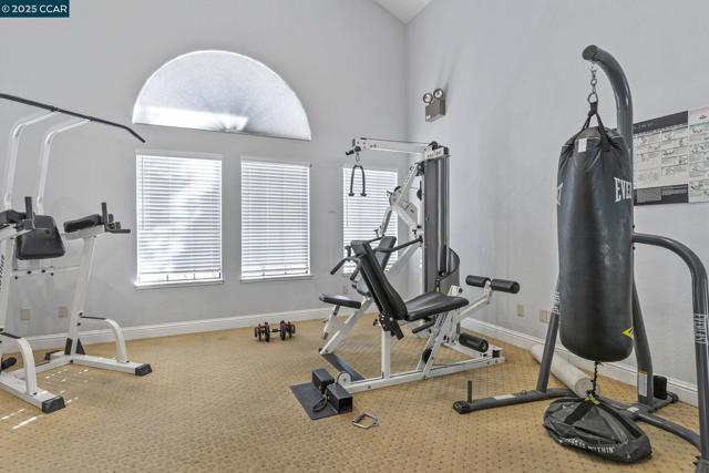 132 Eastridge Dr, San Ramon CA: https://media.crmls.org/mediaz/458efeed-a499-4048-be6c-8dbbc86f224a.jpg