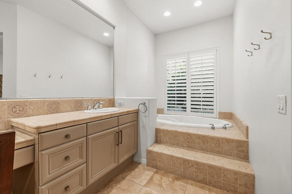 MLS #219138503DA image #30