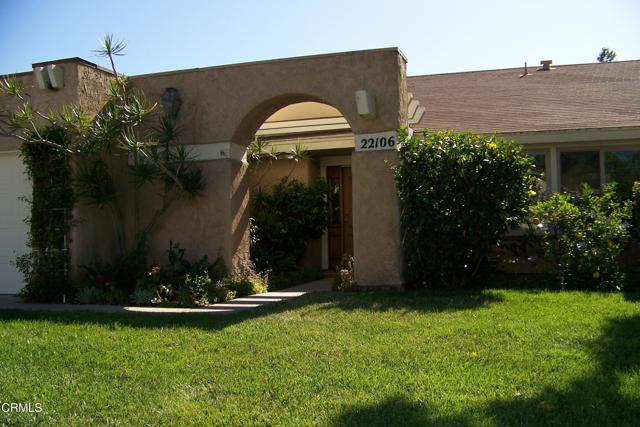 22106 Village 22, Camarillo CA: https://media.crmls.org/mediaz/45922e9a-5f8f-4c3b-9833-9b340391e063.jpg