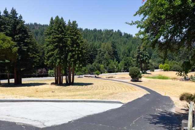 16400 Highway 9, Boulder Creek CA: https://media.crmls.org/mediaz/45924ad8-ab0a-4151-b088-8cfcdccbc3d2.jpg