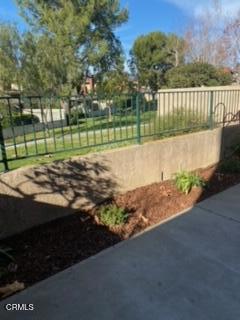 Detail Gallery Image 24 of 35 For 873 Sandberg Ln, Ventura,  CA 93003 - 2 Beds | 2/1 Baths