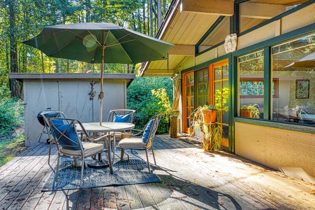 951 Jenny Way, Felton CA: https://media.crmls.org/mediaz/45945ed9-dc80-4b1d-8b84-02da16231883.jpg