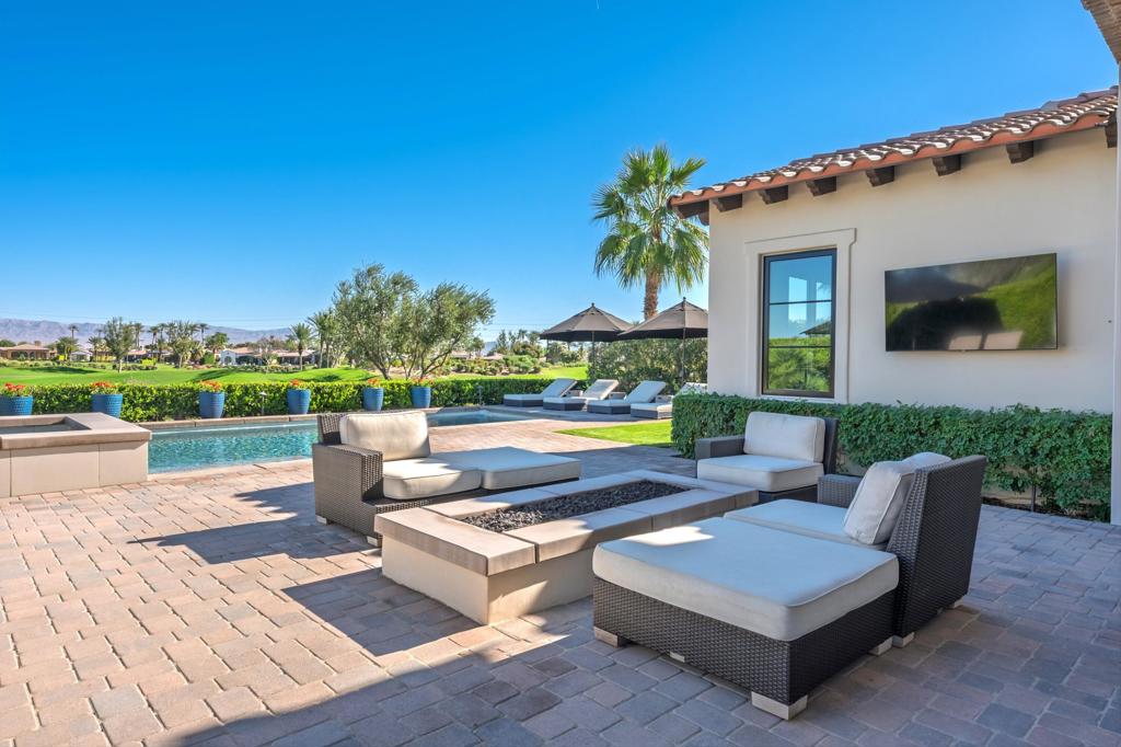 MLS #219138754DA image #4