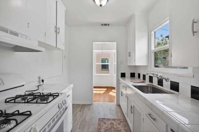 Detail Gallery Image 14 of 38 For 75 N Santa Rosa St, Ventura,  CA 93001 - 2 Beds | 1 Baths