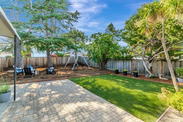 3300 Plateau Drive, Belmont CA: https://media.crmls.org/mediaz/4596a7b2-e97f-453a-b930-d2d112282cf9.jpg