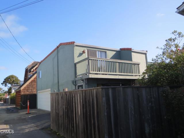 Detail Gallery Image 13 of 14 For 113 4th Ave, Santa Cruz,  CA 95062 - 4 Beds | 2/2 Baths