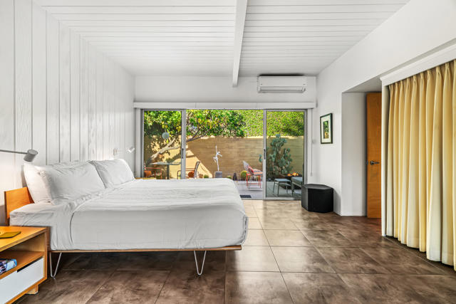 1611 S Calle Palo Fierro #4, Palm Springs, CA 92264
