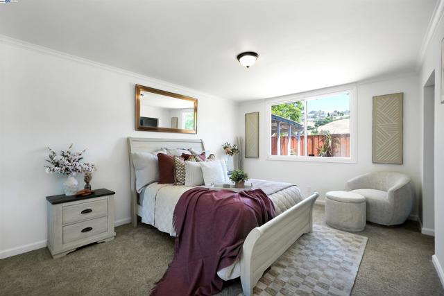 30566 Prestwick Ave, Hayward CA: https://media.crmls.org/mediaz/459875d4-1a44-4920-9ab7-c9fcb7ba162d.jpg