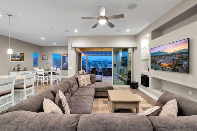 72 Barolo, Rancho Mirage CA: https://media.crmls.org/mediaz/4598de47-5e36-4ce0-a7ca-4e6d33c13516.jpg