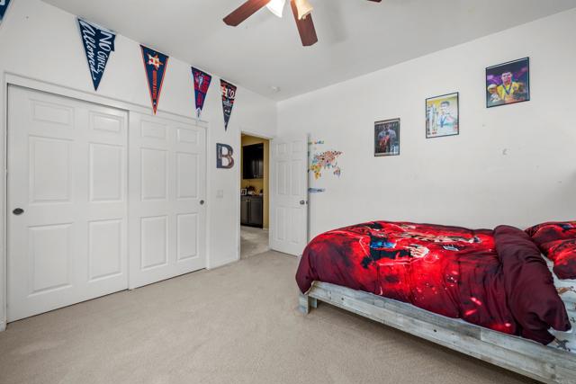 32113 Sycamore Ct, Temecula CA: https://media.crmls.org/mediaz/459929eb-a331-4f3a-a150-eeb68d9a7642.jpg
