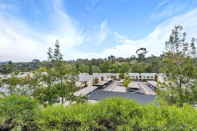 8640 Via Mallorca, La Jolla CA: https://media.crmls.org/mediaz/45996379-2333-4718-9cf4-bb7d51f18603.jpg