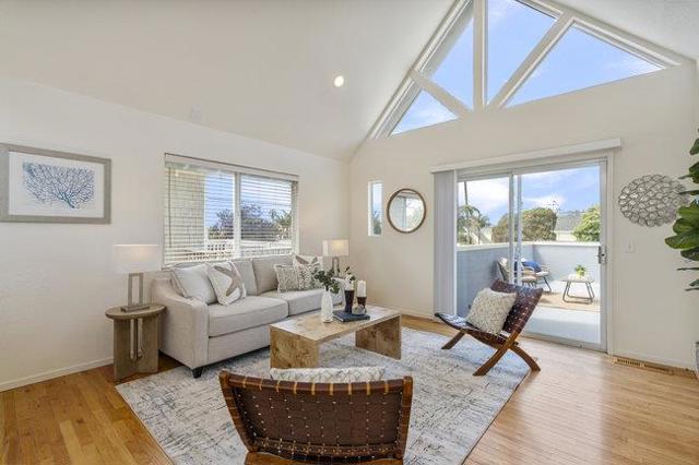 410 35th Avenue, Santa Cruz CA: https://media.crmls.org/mediaz/4599aae1-678d-42b1-988c-1eb980ae58d2.jpg