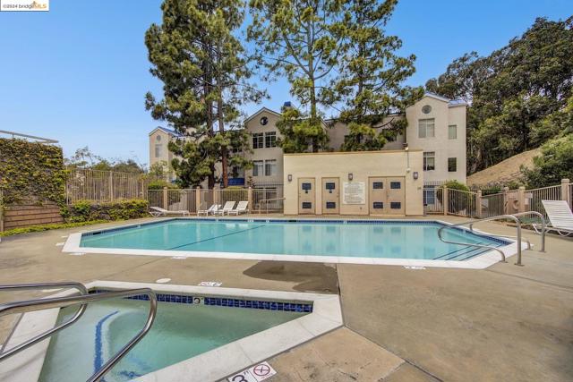 Image 54 of 59 For 545 Pierce St  2112