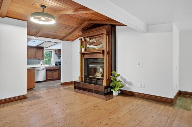 11033 Sequoia Avenue, Felton CA: https://media.crmls.org/mediaz/459df258-6965-4109-b357-9730482f3e24.jpg