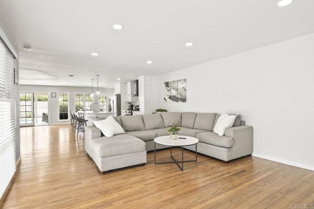 4625 Glacier Avenue - photo 13