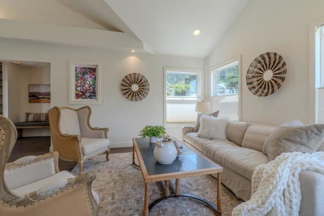 647 Canyon Drive, Pacifica CA: https://media.crmls.org/mediaz/459e29bc-38ef-4215-9240-1f98d34daf05.jpg