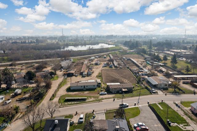 Detail Gallery Image 2 of 46 For 301 Sycamore Dr, Bakersfield,  CA 93308 - – Beds | – Baths