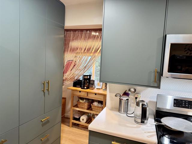 Detail Gallery Image 6 of 21 For 1738 33rd St, San Diego,  CA 92102 - 2 Beds | 1/1 Baths