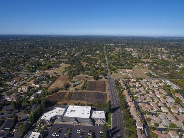 7314 Santa Juanita Avenue, Orangevale CA: https://media.crmls.org/mediaz/45a22427-99d5-474d-a547-bb0a6e6fc82e.jpg