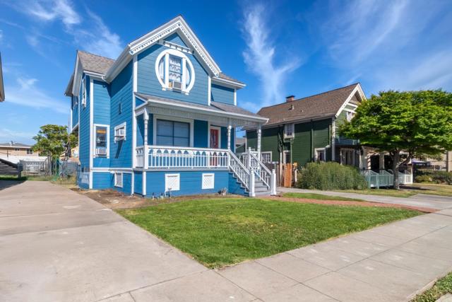 551 Washington Street, Santa Clara CA: https://media.crmls.org/mediaz/45a282f6-b7e0-4861-84b7-fef749a25e6d.jpg