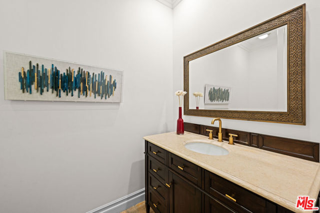 5105 Via El Cerro, Newbury Park CA: https://media.crmls.org/mediaz/45a2bf5a-e07d-429f-85ce-a92cff20f81f.jpg