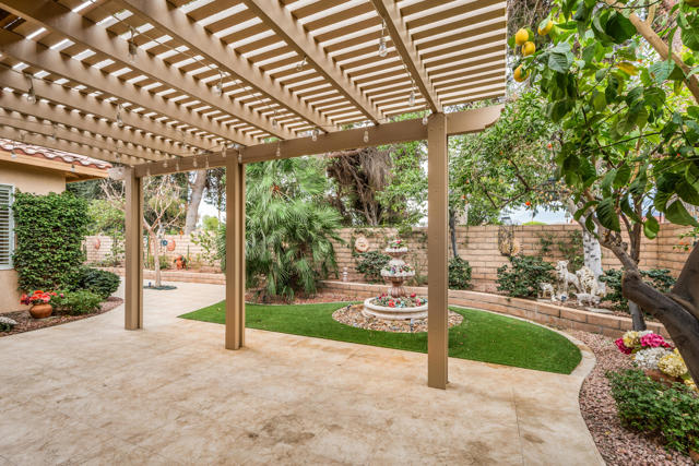 77703 Ashberry Court, Palm Desert CA: https://media.crmls.org/mediaz/45a2feb0-9d23-44a2-b5d4-0a41a20355db.jpg