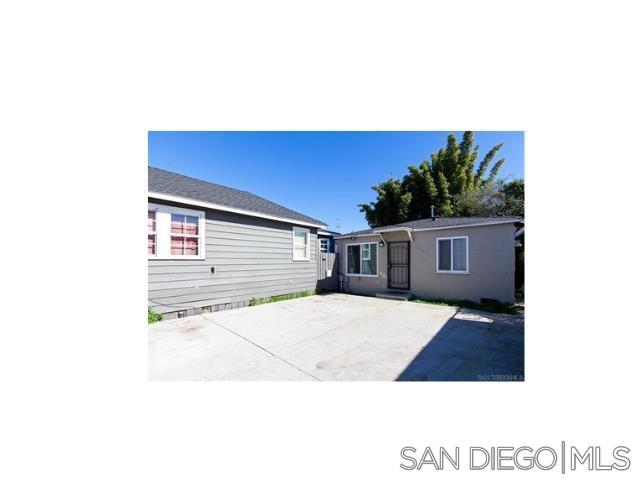 327 329 28th St., San Diego CA: https://media.crmls.org/mediaz/45a306f8-96fd-407b-9a62-5c6694d46f51.jpg