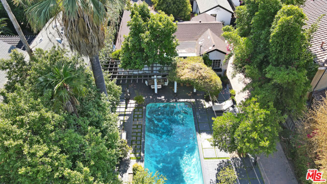 5341 Mecca Avenue, Tarzana CA: https://media.crmls.org/mediaz/45a368db-d75a-4cf4-8b19-2a54c653abb0.jpg