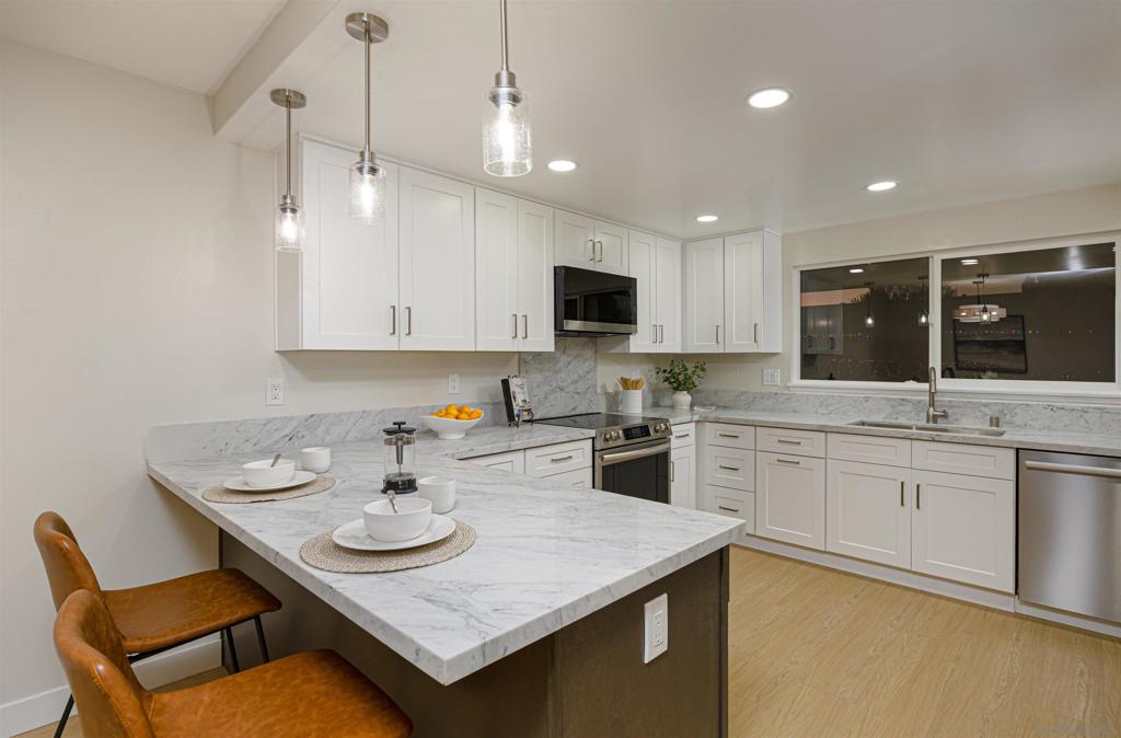 MLS #250045865SD image #8