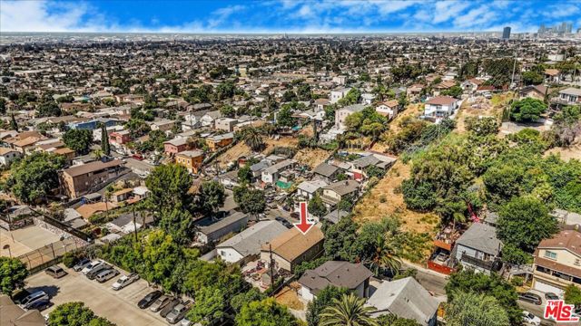 954 Geraghty Avenue, Los Angeles, California 90063, ,Multi-Family,For Sale,Geraghty,24426837