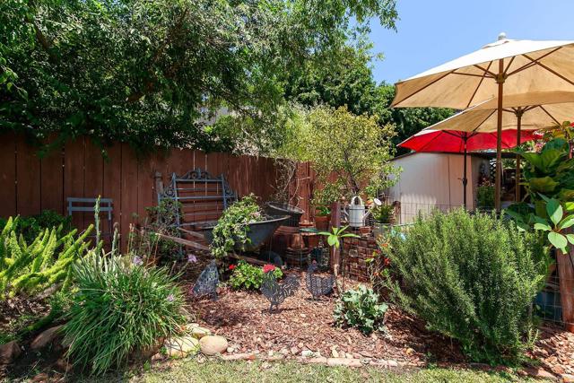 8420 Porter Hill Terrace, La Mesa CA: https://media.crmls.org/mediaz/45a5a4c2-b563-433e-9e43-034a63c5e418.jpg