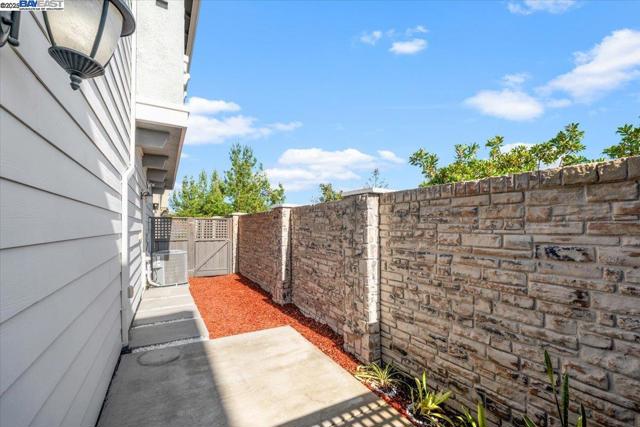 Image 49 of 60 For 2880 Stringham Way