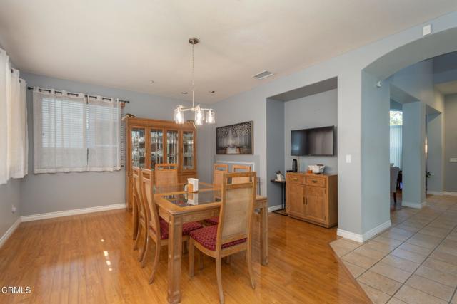 Detail Gallery Image 13 of 31 For 728 Navito Way, Oxnard,  CA 93030 - 4 Beds | 3/1 Baths