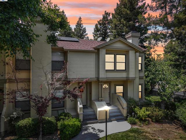 963 La Mesa Ter, Sunnyvale CA: https://media.crmls.org/mediaz/45a6580b-2a19-4180-b3fc-5f80d13ce07c.jpg