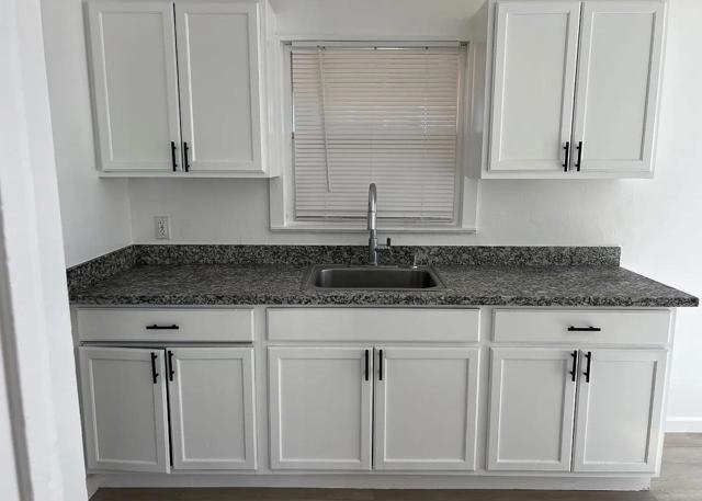 1204 South Avenue, Sacramento CA: https://media.crmls.org/mediaz/45a6bc5a-3e41-4c32-8c8c-6e526f0538ab.jpg