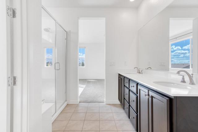 15954 Testarossa Street, Lathrop CA: https://media.crmls.org/mediaz/45a76291-c73b-4c56-b77b-7591e297fb91.jpg