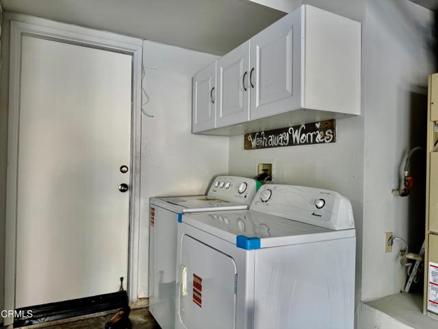 44543 Tarragon Drive, Lancaster CA: https://media.crmls.org/mediaz/45a8e511-0a29-451e-b966-63d8cca1548f.jpg
