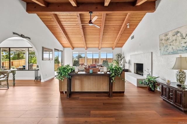 Detail Gallery Image 4 of 65 For 2918 Los Campos Dr, Fallbrook,  CA 92028 - 3 Beds | 2 Baths