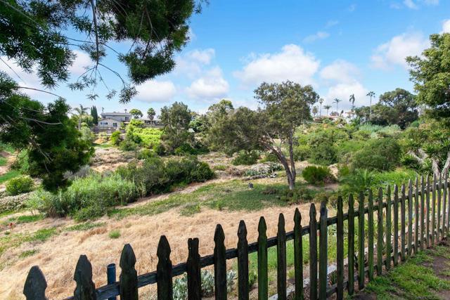 3607 Oleander Drive, San Diego, California 92106, 3 Bedrooms Bedrooms, ,1 BathroomBathrooms,Single Family Residence,For Sale,Oleander Drive,250020302SD