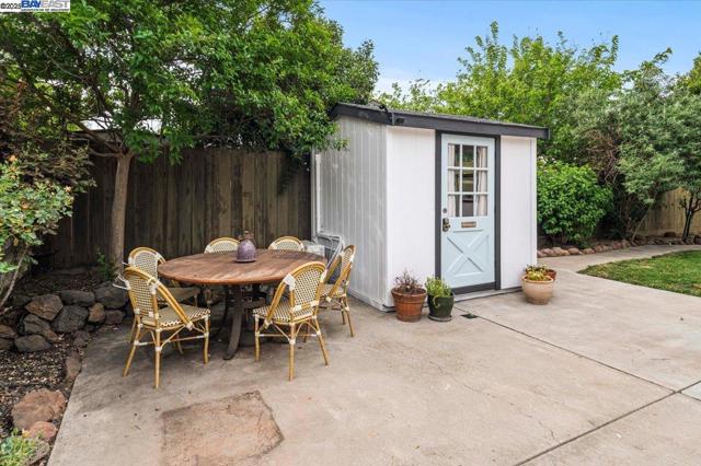 3231 Esperanza Dr, Concord CA: https://media.crmls.org/mediaz/45a9de3a-bc5e-483a-abe3-a7d633db0868.jpg