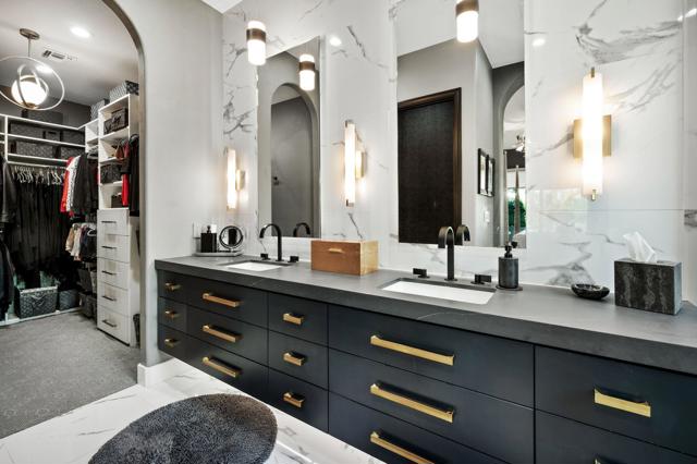 80884 Calle Azul, La Quinta CA: https://media.crmls.org/mediaz/45aa1bcc-c2ab-4f6b-9961-2a922a1bcdb6.jpg