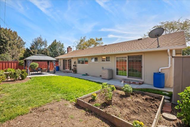 Image 26 of 27 For 2211 Sutter Avenue