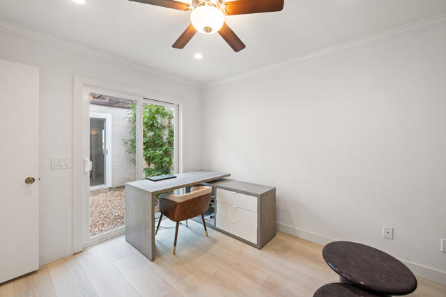 72516 Sandstone Lane, Palm Desert CA: https://media.crmls.org/mediaz/45aadfd8-e7ab-448e-a99e-f55f000bf27e.jpg