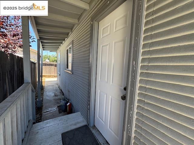 506 W 15Th St, Antioch CA: https://media.crmls.org/mediaz/45ac0279-1c72-436b-b52c-3310bbd6269b.jpg