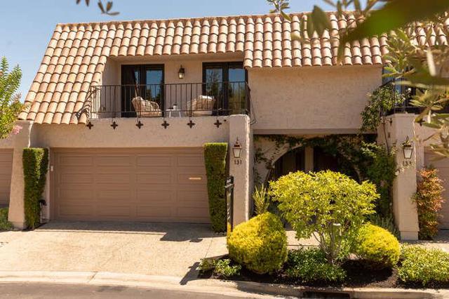 131 El Pinar, Los Gatos CA: https://media.crmls.org/mediaz/45ac0847-0379-4c7a-967d-da9aad99d6b4.jpg