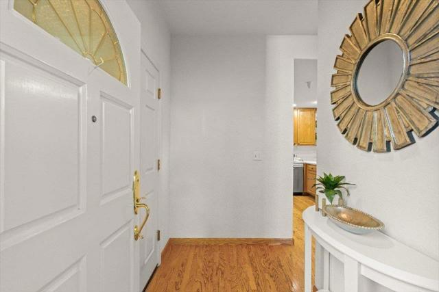 4173 El Camino Real, Palo Alto CA: https://media.crmls.org/mediaz/45ac3044-1e7e-426e-a3f7-215dc5a8651a.jpg