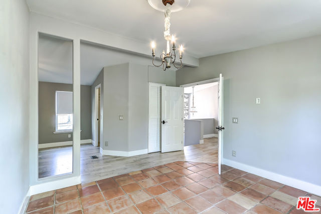 117 Navajo Lane, Topanga CA: https://media.crmls.org/mediaz/45ac598c-873b-4c98-bdae-677cb87d2cbb.jpg